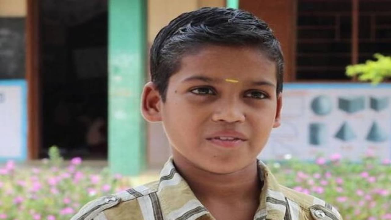 ஆரணியை சேர்ந்த 10 வயது சிறுவன் செய்திருக்கும் உலக சாதனை; ஆரணியை சேர்ந்த 10 வயது சிறுவன் செய்திருக்கும் உலக சாதனை;