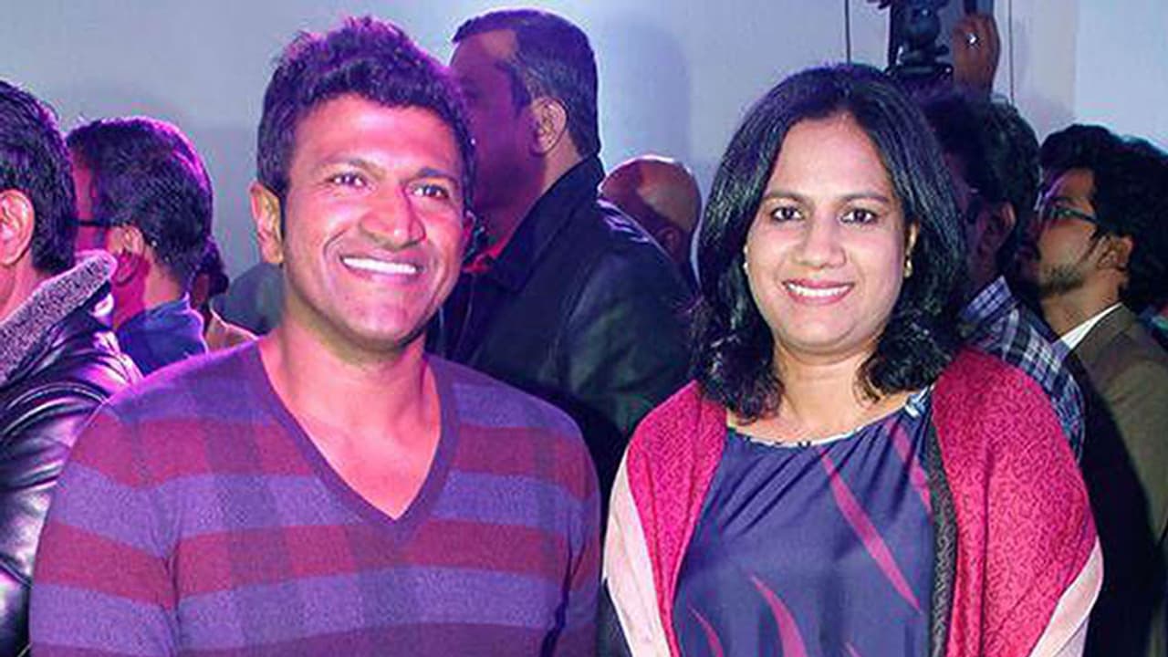 ಪುನೀತ್ ಅಶ್ವಿನಿಯ ಲವ್ ಸ್ಟೋರಿಗೆ 17 ವರ್ಷ ಪುನೀತ್ ಅಶ್ವಿನಿಯ ಲವ್ ಸ್ಟೋರಿಗೆ 17 ವರ್ಷ