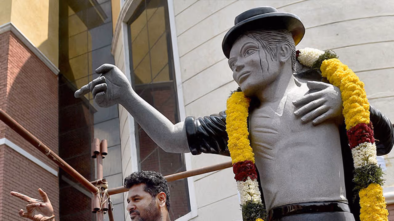 ಶೂಟಿಂಗ್ ವೇಳೆ ಪ್ರಭುದೇವಗೆ ಗಾಯ ಶೂಟಿಂಗ್ ವೇಳೆ ಪ್ರಭುದೇವಗೆ ಗಾಯ