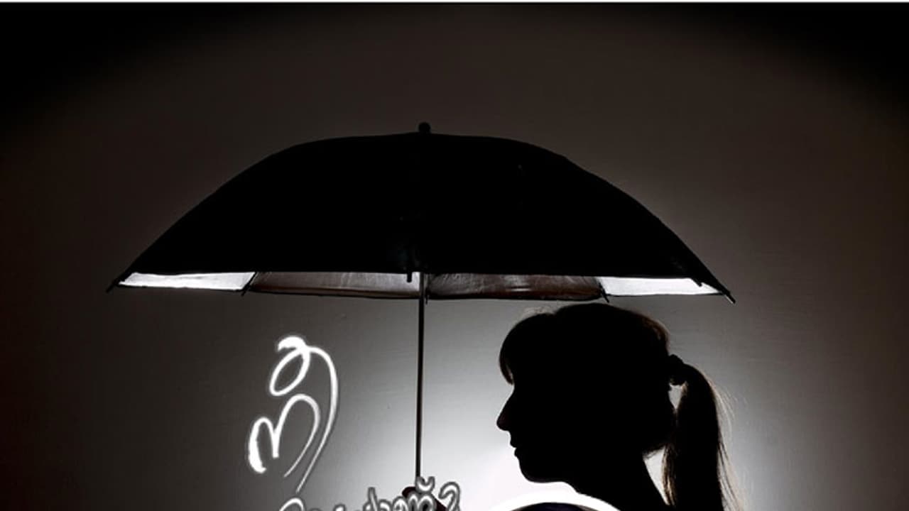 ഇരുള് മഴയത്ത്, അപരിചിത നഗരത്തില്, ഒറ്റയ്ക്കൊരു രാത്രി! ഇരുള് മഴയത്ത്, അപരിചിത നഗരത്തില്, ഒറ്റയ്ക്കൊരു രാത്രി!