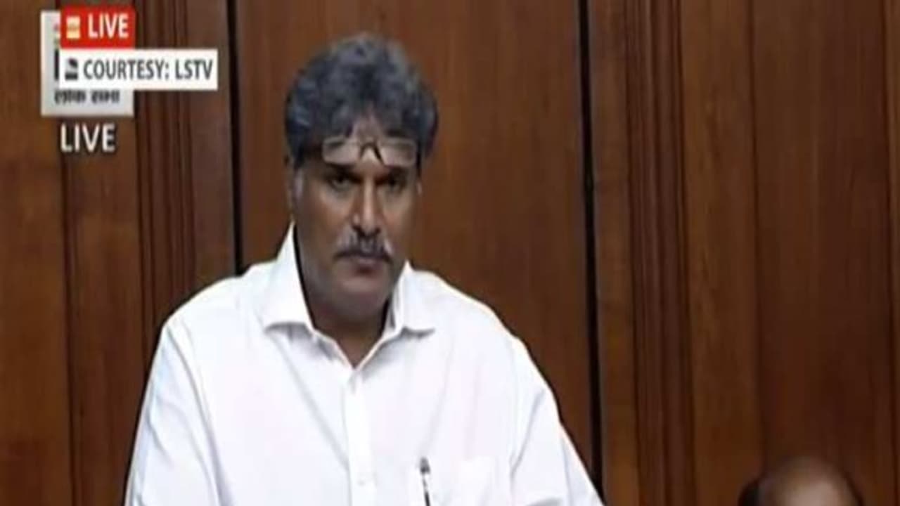 மோடியின் பேச்சு ஒரு பாலிவுட் ஆக்சன் படம் பார்த்த மாதிரி இருந்துச்சு ….செமையா கிண்டல் அடித்த தெலுங்கு தேசம் எம்.பி. மோடியின் பேச்சு ஒரு பாலிவுட் ஆக்சன் படம் பார்த்த மாதிரி இருந்துச்சு ….செமையா கிண்டல் அடித்த தெலுங்கு தேசம் எம்.பி.