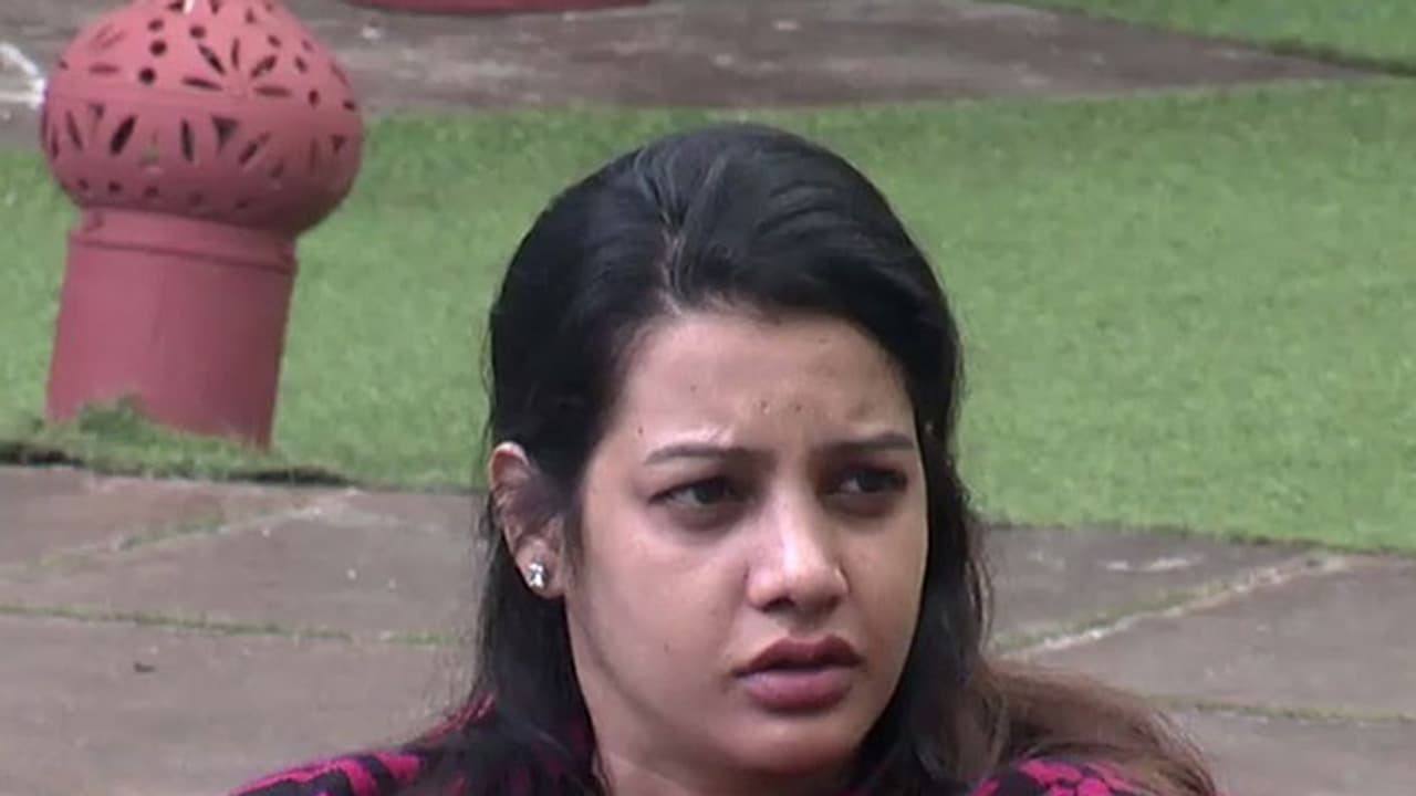 బిగ్ బాస్ పై దీక్ష సంచలన కామెంట్స్ బిగ్ బాస్ పై దీక్ష సంచలన కామెంట్స్