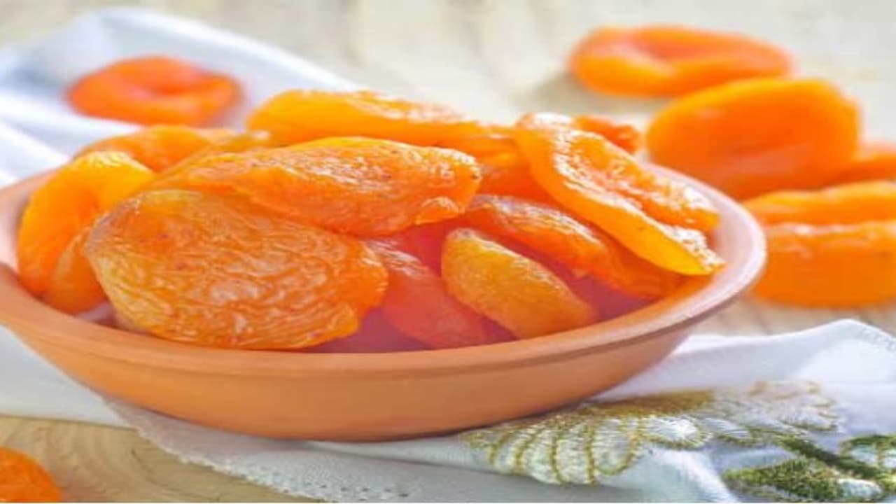 உங்களுக்குத் தெரியுமா? கெட்ட கொழுப்பை குறைக்கும் தன்மை அப்ரிகாட் பழத்திற்கு உண்டு… உங்களுக்குத் தெரியுமா? கெட்ட கொழுப்பை குறைக்கும் தன்மை அப்ரிகாட் பழத்திற்கு உண்டு…