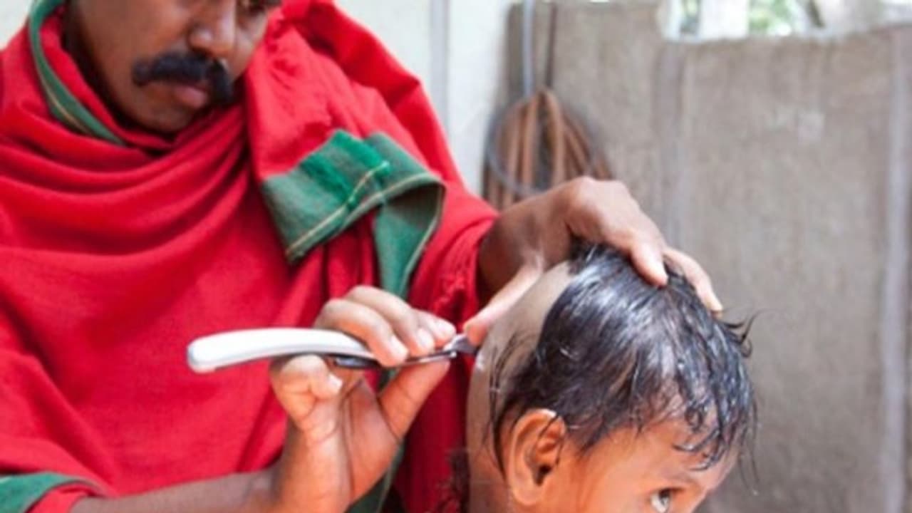 கோடை காலத்தில் மொட்டை போட்டுக் கொள்வது நல்லதா? கெட்டதா? இதோ அதிர்ச்சி ரிப்போர்ட்… கோடை காலத்தில் மொட்டை போட்டுக் கொள்வது நல்லதா? கெட்டதா? இதோ அதிர்ச்சி ரிப்போர்ட்…