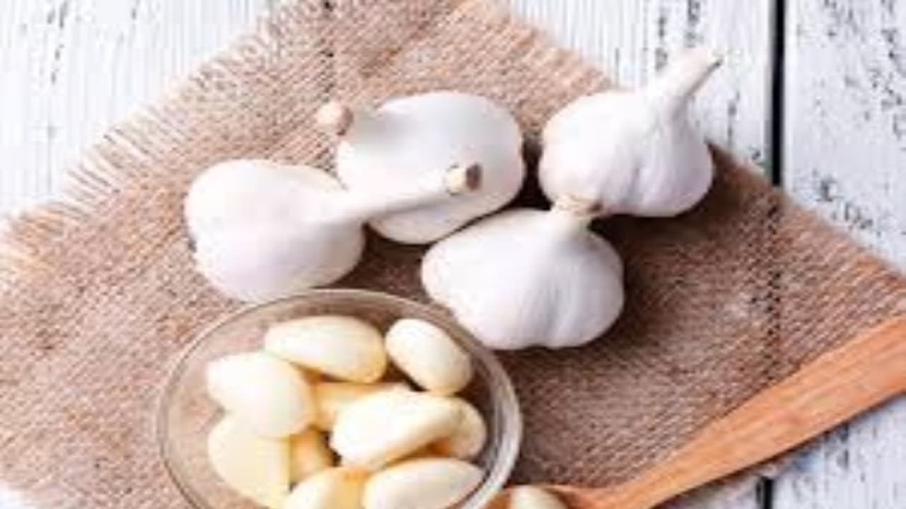 இப்படி பயன்படுத்தினால்தான் பூண்டில் இருக்கும் ஏராளமான மருத்துவ குணங்களை பெற முடியும்... 