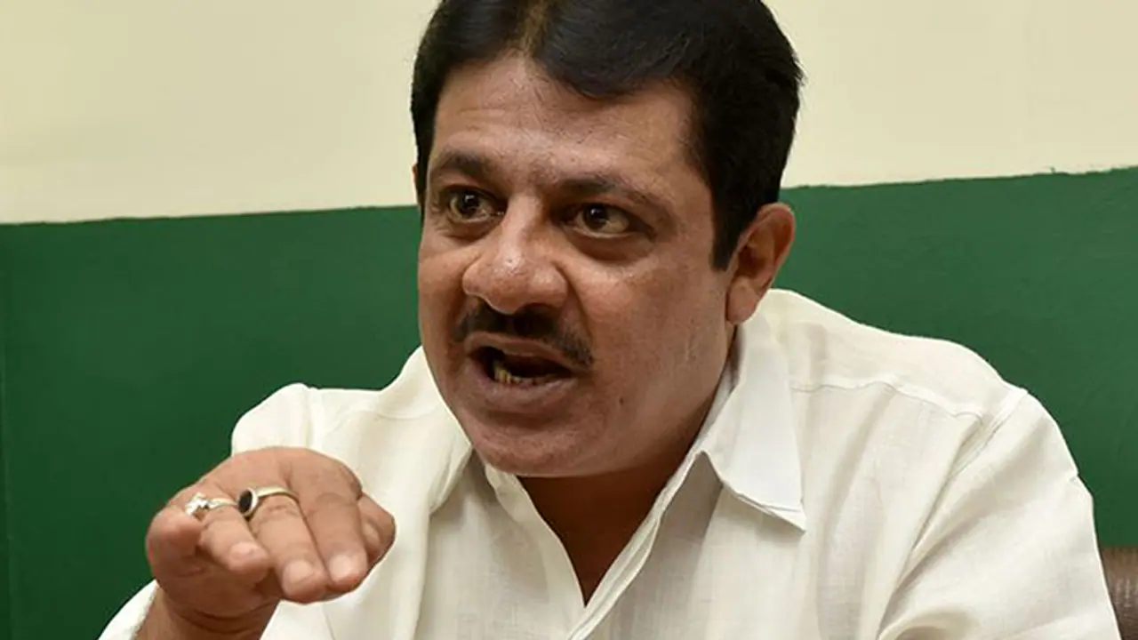 ಪಾಕಿಸ್ತಾನವನ್ನು ಭಯೋತ್ಪಾದಕ ಎಂದು ಘೋಷಿಸಿ : ಜಮೀರ್ ಪಾಕಿಸ್ತಾನವನ್ನು ಭಯೋತ್ಪಾದಕ ಎಂದು ಘೋಷಿಸಿ : ಜಮೀರ್