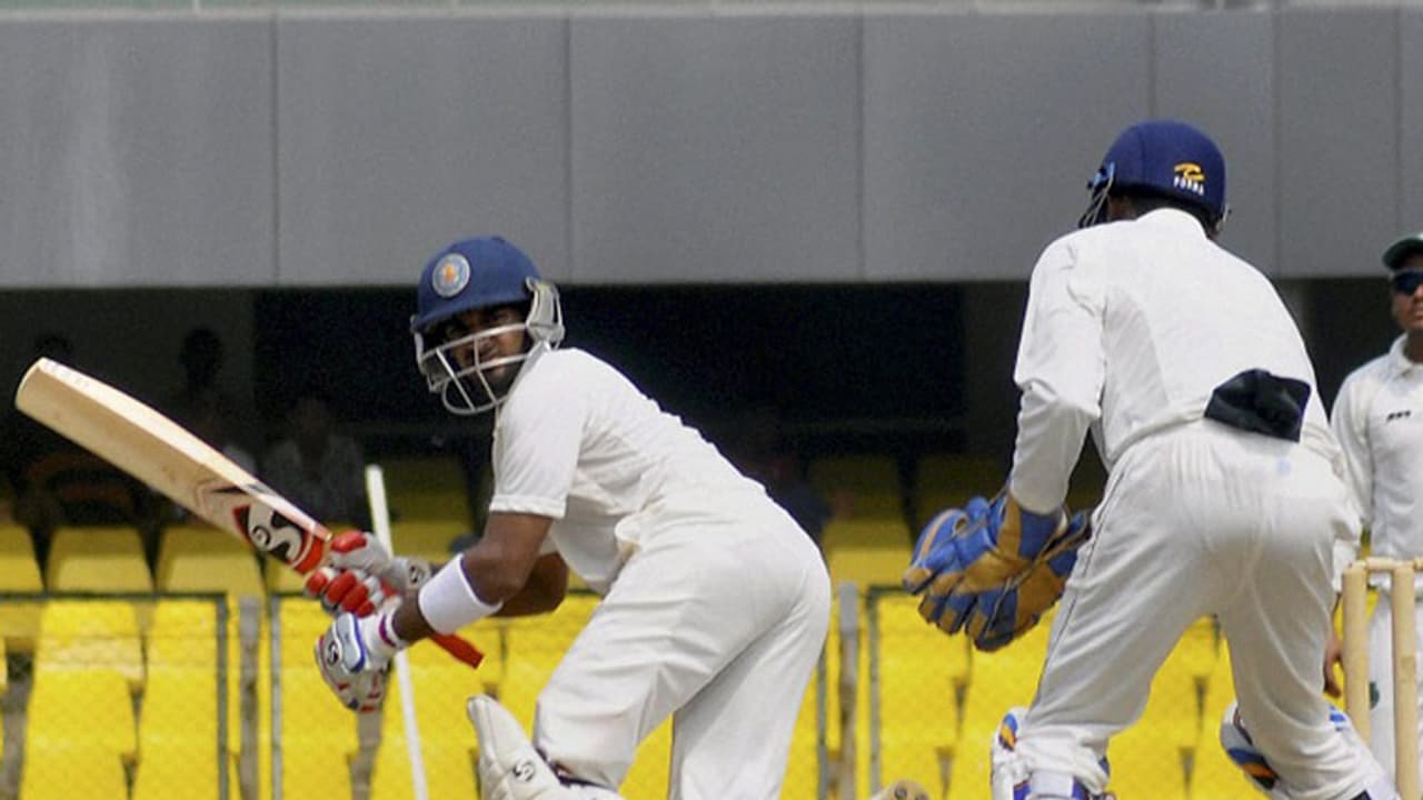 ರಣಜಿ ಟ್ರೋಫಿ: ಸಮರ್ಥ ಹೋರಾಟಕ್ಕೆ ಒಲಿದ ಡ್ರಾ! ರಣಜಿ ಟ್ರೋಫಿ: ಸಮರ್ಥ ಹೋರಾಟಕ್ಕೆ ಒಲಿದ ಡ್ರಾ!