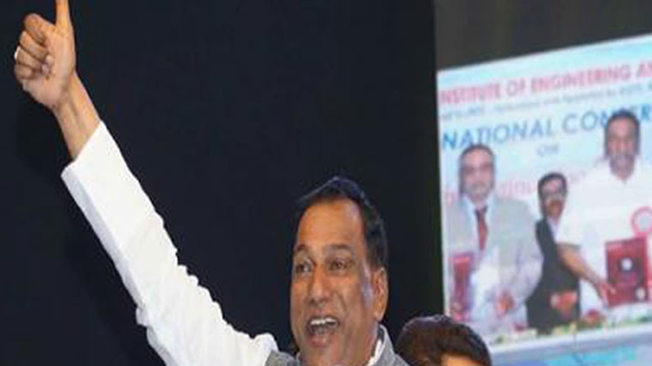 మంత్రి మల్లారెడ్డి సంచలనం...చేవెళ్ల ఎంపీ అభ్యర్థి ప్రకటన మంత్రి మల్లారెడ్డి సంచలనం...చేవెళ్ల ఎంపీ అభ్యర్థి ప్రకటన