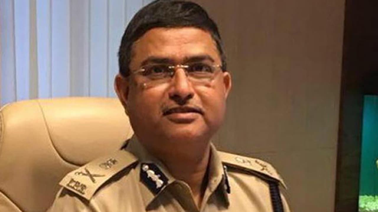 CBI vs CBI: Delhi HC refuses to cancel bribery case against Rakesh Asthana
