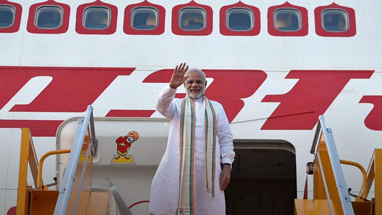 Modi leaves Vietnam; heads to China for G20 Modi leaves Vietnam; heads to China for G20