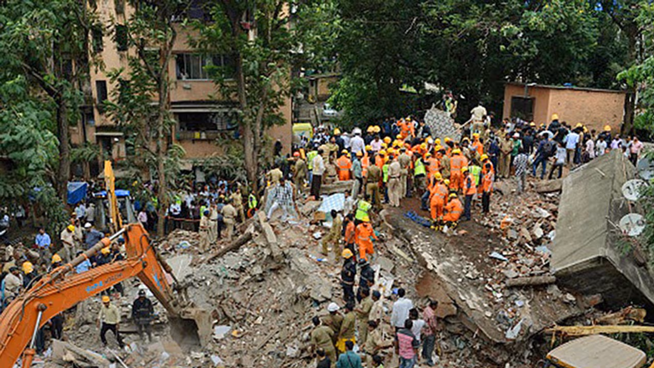 Ghatkopar collapse: Trapped under debris, woman finally pulled out after two days Ghatkopar collapse: Trapped under debris, woman finally pulled out after two days