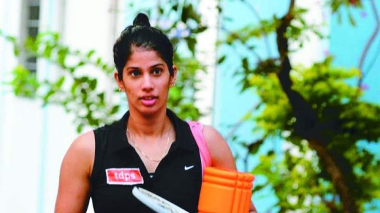 சர்வதேச ஸ்குவாஷ்: 8 முறை உலக சாம்பியன் வென்றவரை வீழ்த்தி இந்திய வீராங்கனை அசத்தல்... சர்வதேச ஸ்குவாஷ்: 8 முறை உலக சாம்பியன் வென்றவரை வீழ்த்தி இந்திய வீராங்கனை அசத்தல்...