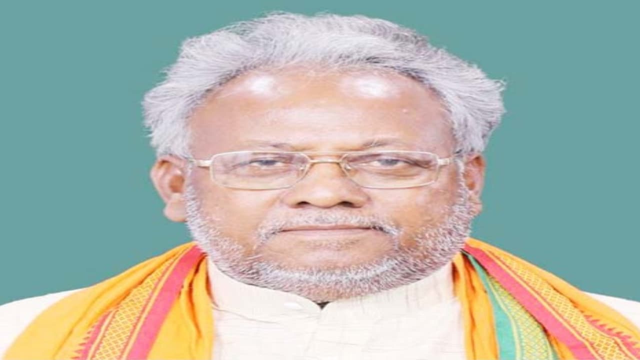 மனைவி கொடுமையைத் தடுக்க ‘புருஷ் ஆயோக்’ வேண்டுமாம்! சீரியஸாக வேண்டுகோள் வைத்த பாஜக எம்.பி. … மனைவி கொடுமையைத் தடுக்க ‘புருஷ் ஆயோக்’ வேண்டுமாம்! சீரியஸாக வேண்டுகோள் வைத்த பாஜக எம்.பி. …