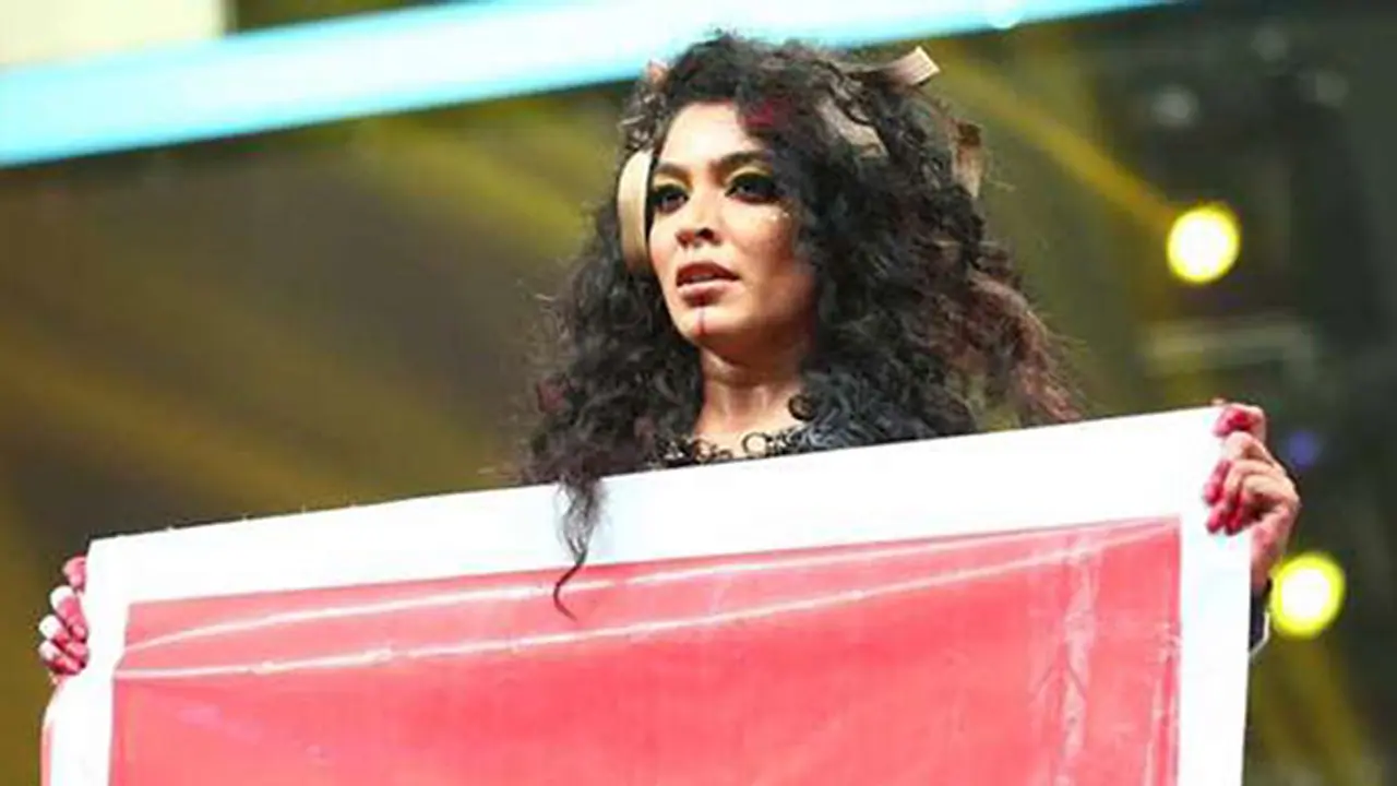 ആക്രമിക്കപ്പെട്ട നടിയടക്കം നാല് നടിമാര്‍ അമ്മയില്‍ നിന്ന് രാജിവച്ചു