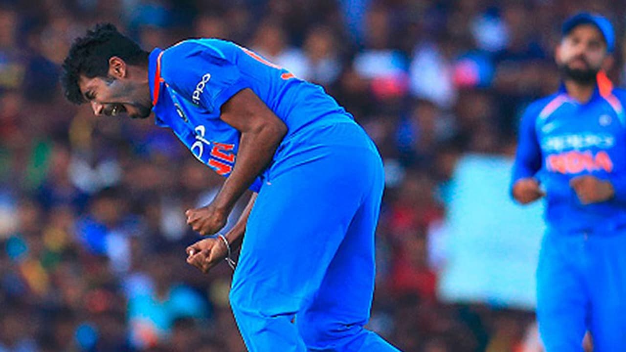 శ్రీలంక పతనం కొనసాగుతోంది శ్రీలంక పతనం కొనసాగుతోంది