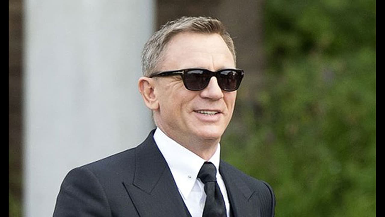 Daniel Craig's James Bond 25 release date delayed once again