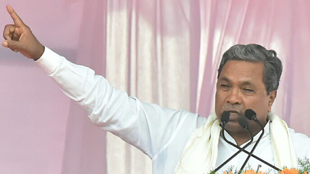 ಸಿಎಂ, ಅವರ ಪಕ್ಷದ ಶಾಸಕರಿಂದ ಕೆಪಿಸಿಸಿ ಸದಸ್ಯನಿಗೆ ಜೀವ ಬೆದರಿಕೆ ಸಿಎಂ, ಅವರ ಪಕ್ಷದ ಶಾಸಕರಿಂದ ಕೆಪಿಸಿಸಿ ಸದಸ್ಯನಿಗೆ ಜೀವ ಬೆದರಿಕೆ