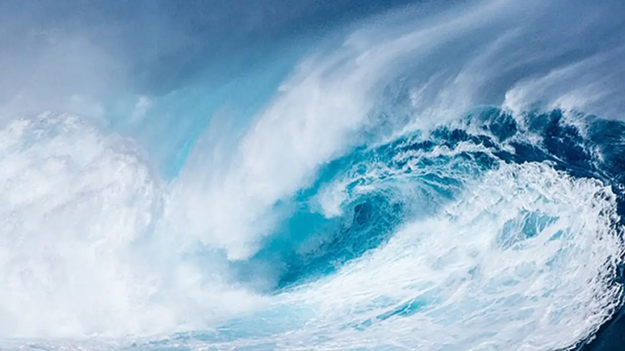  ബുധനാഴ്ച വരെ ഉയർന്ന തിരമാലയ്ക്കും കടലാക്രമണത്തിനും സാധ്യത; കടൽത്തീരത്തുള്ളവർക്ക് ജാഗ്രത നിര്‍ദ്ദേശം