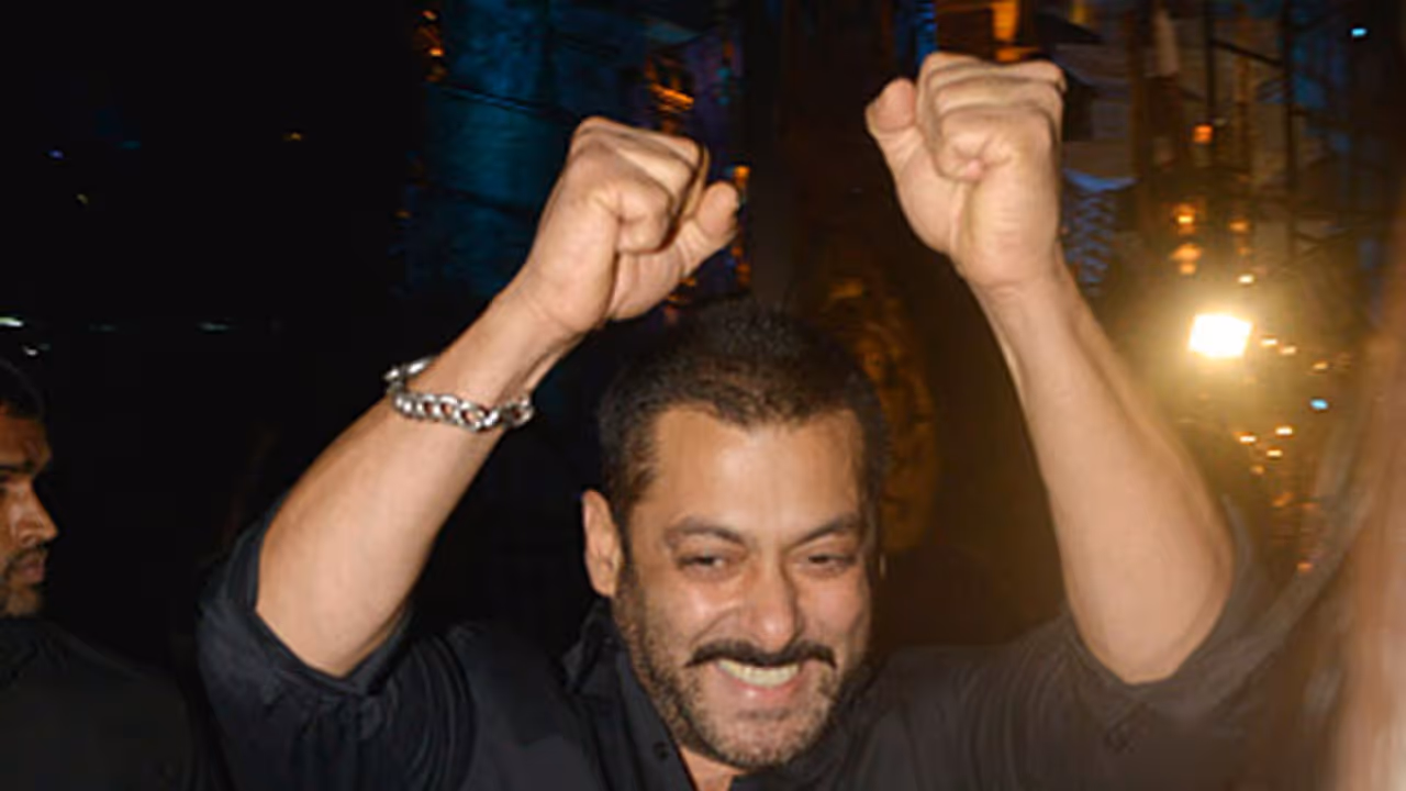 సల్మాన్ కు ఎట్టకేలకు అమ్మాయి దొరికింది...ఎవరో తెలుసా? సల్మాన్ కు ఎట్టకేలకు అమ్మాయి దొరికింది...ఎవరో తెలుసా?