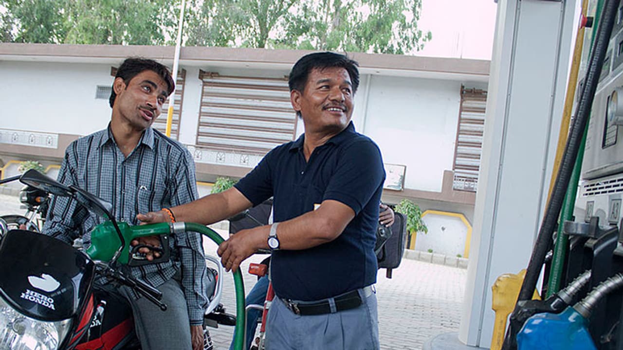 ಪೆಟ್ರೋಲ್,ಡೀಸೆಲ್ ಡೀಲರ್'ಗಳ ಮುಷ್ಕರ ವಾಪಾಸ್ ಪೆಟ್ರೋಲ್,ಡೀಸೆಲ್ ಡೀಲರ್'ಗಳ ಮುಷ್ಕರ ವಾಪಾಸ್