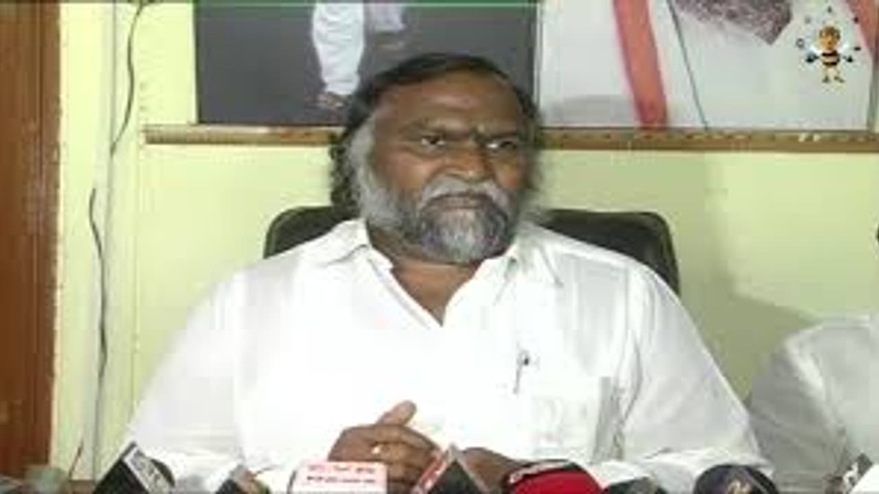 ఉత్తమ్ సతీమణి గెలుపు తథ్యం, స్టార్ల ప్రచారం అవసరం లేదు: జగ్గారెడ్డి ఉత్తమ్ సతీమణి గెలుపు తథ్యం, స్టార్ల ప్రచారం అవసరం లేదు: జగ్గారెడ్డి