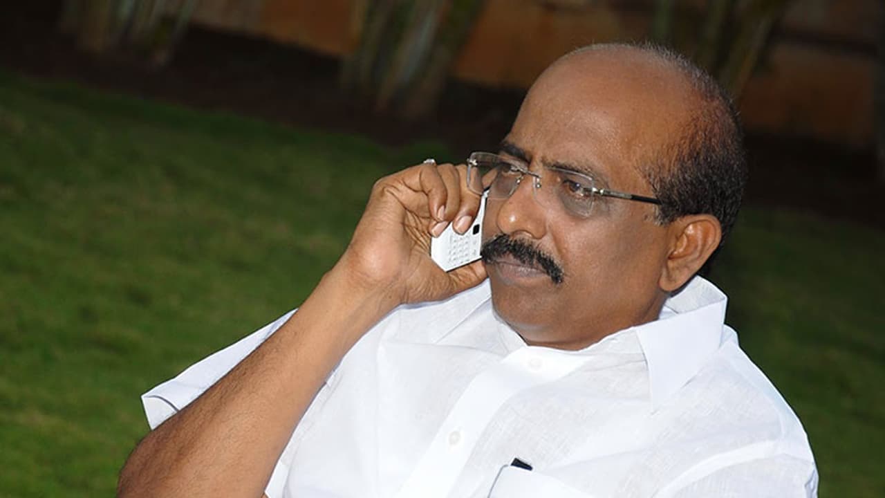 ఎమ్మెల్సీ వాకాటి నారాయణ రెడ్డికి ఊరట.. పది రోజులకోసారి సంతకం అక్కర్లేదన్న సుప్రీం