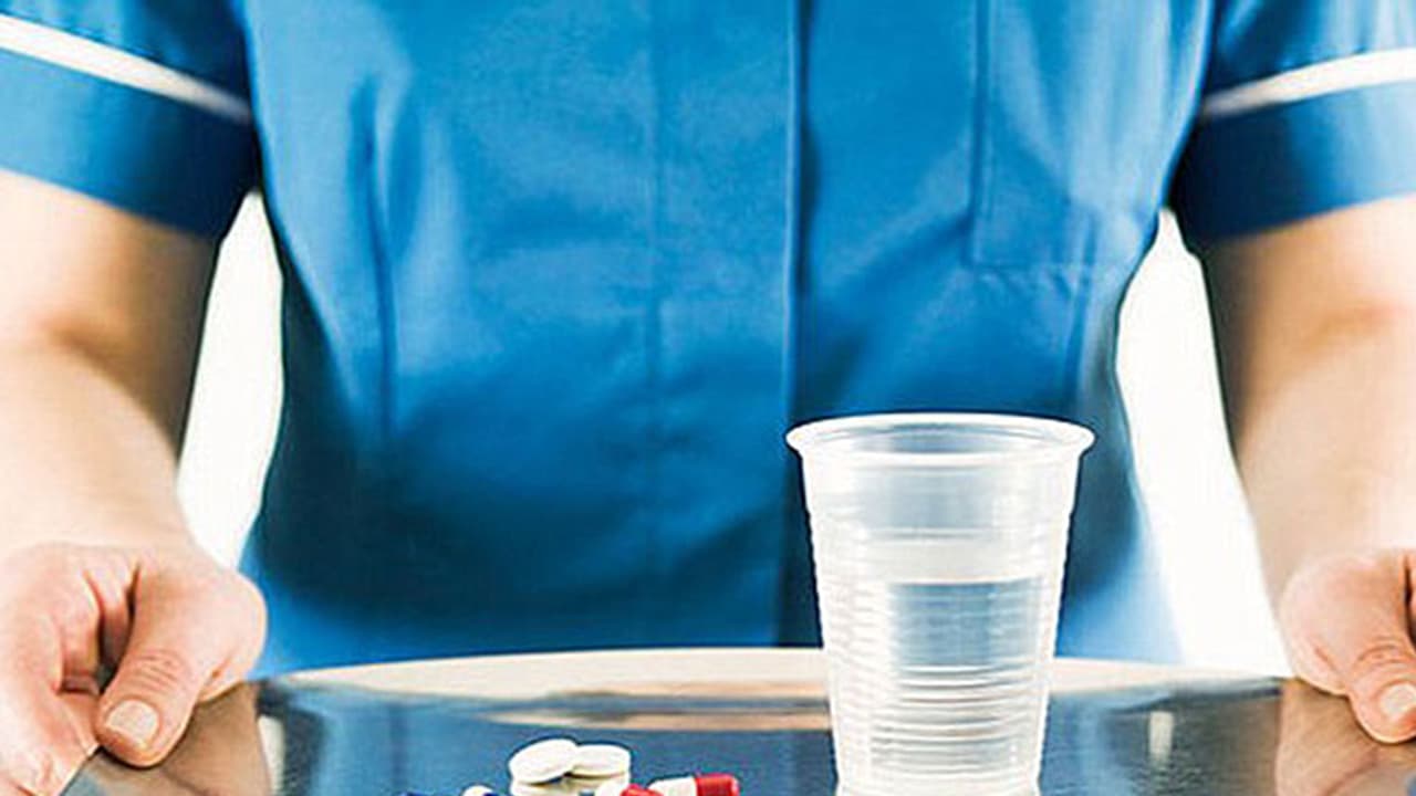 కారణమిదే: నిమ్స్‌లో నర్స్ నిర్మల ఆత్మహత్యాయత్నం