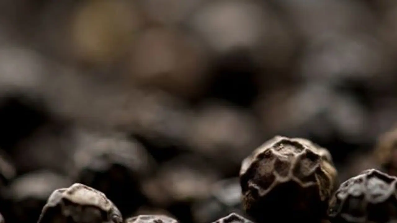 അമിതഭാരം കുറയ്ക്കാന് കുരുമുളക് അമിതഭാരം കുറയ്ക്കാന് കുരുമുളക്