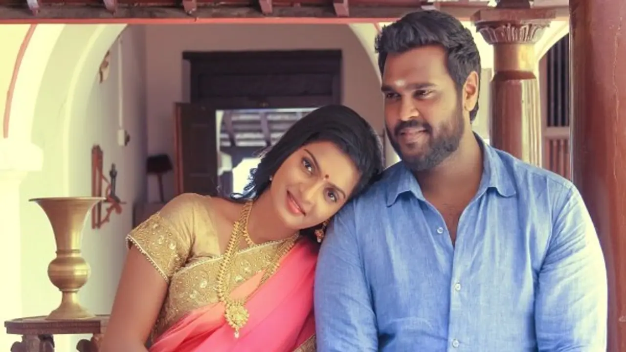 விஜயகாந்த் மகன் சண்முகபாண்டியன் எப்படி பட்டவர்? மனம் திறந்த நடிகை மீனாட்சி..! விஜயகாந்த் மகன் சண்முகபாண்டியன் எப்படி பட்டவர்? மனம் திறந்த நடிகை மீனாட்சி..!