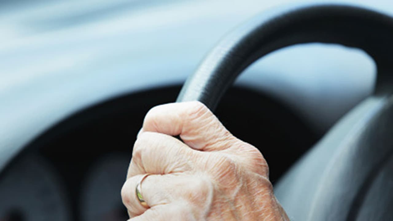 ഡ്രൈവര്മാരില് ശല്യക്കാരും അതിവേഗക്കാരും യുവതലമുറ അല്ല! ഡ്രൈവര്മാരില് ശല്യക്കാരും അതിവേഗക്കാരും യുവതലമുറ അല്ല!