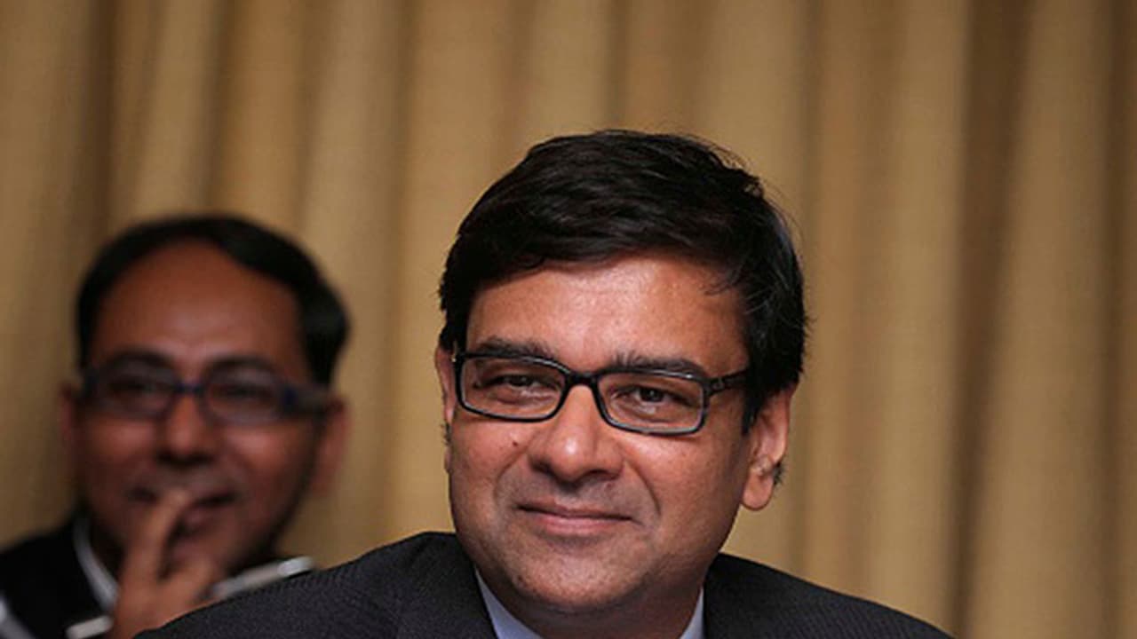 Urjit Patel takes charge as the new RBI Governor Urjit Patel takes charge as the new RBI Governor