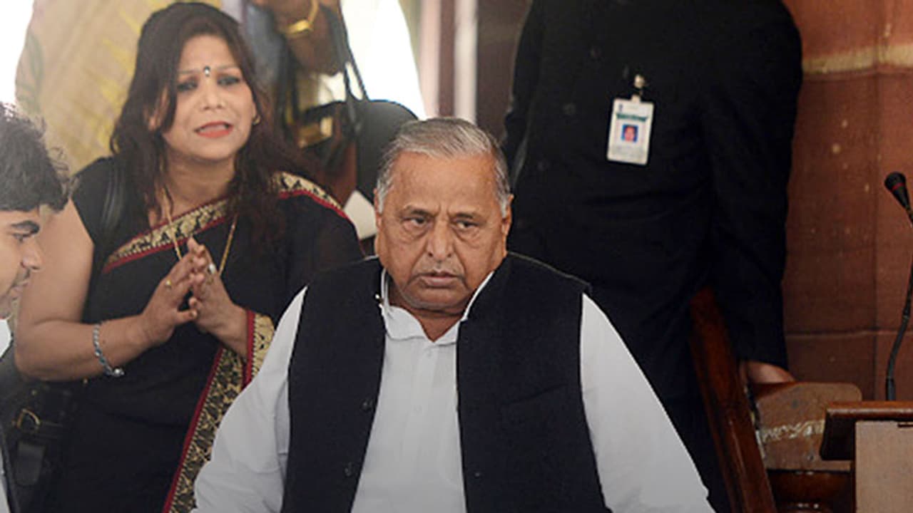 ಮುಂಬರುವ ವಿಧಾನಸಭಾ ಚುನಾವಣೆಯಲ್ಲಿ ತಮ್ಮ ಪಕ್ಷ ಮೈತ್ರಿಗೆ ಸೇರುವುದಿಲ್ಲ :ಮುಲಾಯಂ ಸಿಂಗ್ ಮುಂಬರುವ ವಿಧಾನಸಭಾ ಚುನಾವಣೆಯಲ್ಲಿ ತಮ್ಮ ಪಕ್ಷ ಮೈತ್ರಿಗೆ ಸೇರುವುದಿಲ್ಲ :ಮುಲಾಯಂ ಸಿಂಗ್