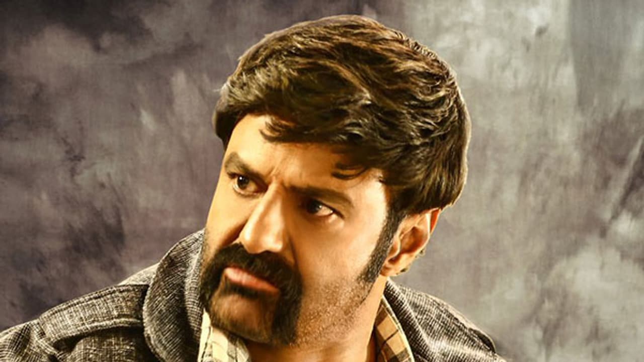 బాలయ్య పంచ్ డైలాగులకు విజిల్సే విజిల్స్.. అవి మీకోసం.. బాలయ్య పంచ్ డైలాగులకు విజిల్సే విజిల్స్.. అవి మీకోసం..