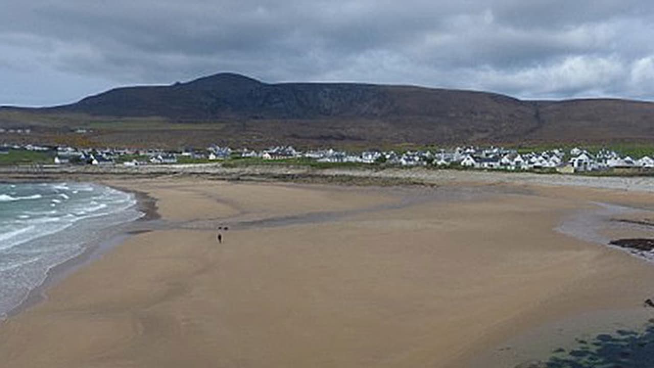 കടല്‍ത്തീരം 33 വര്‍ഷത്തിനു ശേഷം തിരികെ കിട്ടിയ ഞെട്ടലില്‍ ഈ നാട്ടുകാര്‍