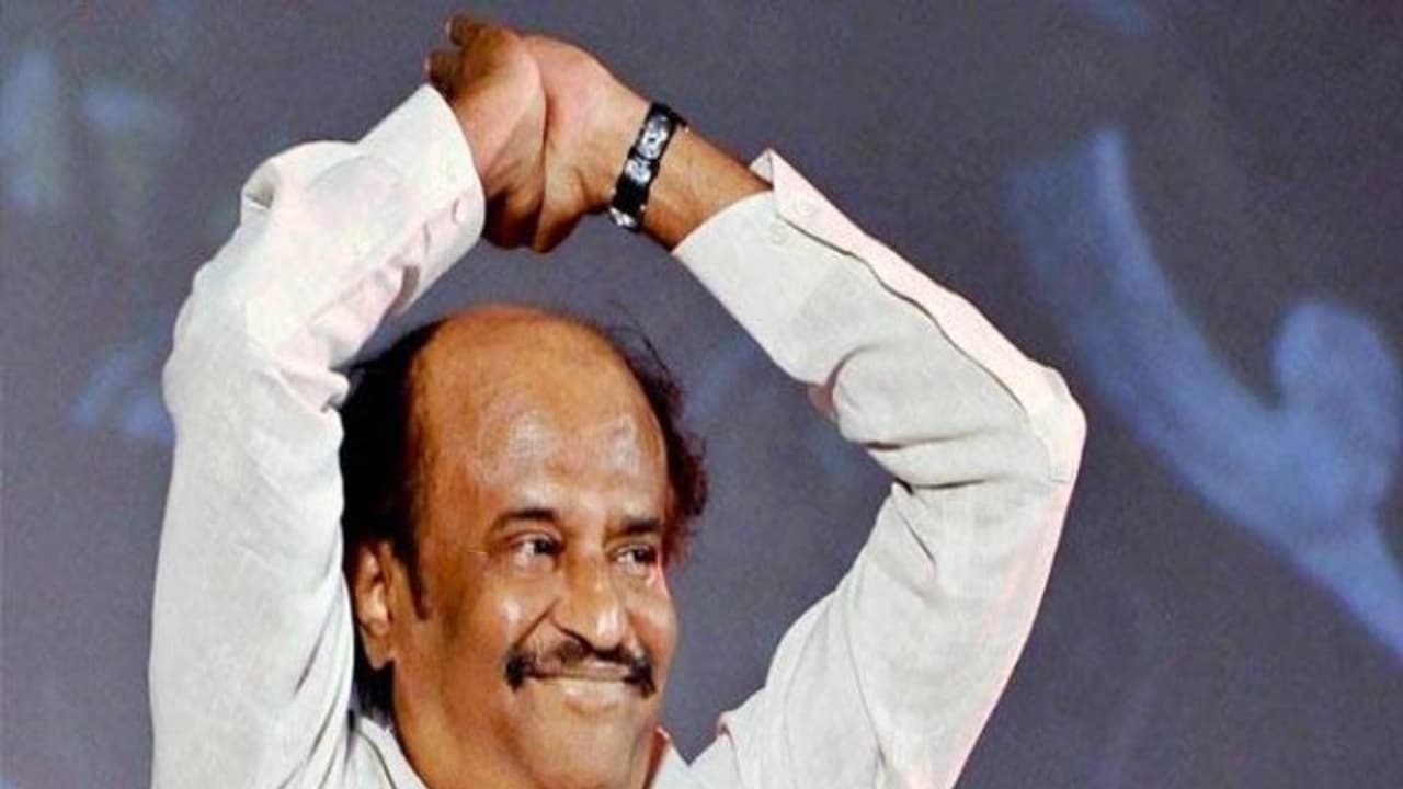 ரஜினி உயிருக்கு ஆபத்து...!! பகீர் கிளப்பும் உளத்துறை ரிப்போர்ட் ... விரைவில் துப்பாக்கி ஏந்திய போலீஸ் பாதுகாப்பு...?? ரஜினி உயிருக்கு ஆபத்து...!! பகீர் கிளப்பும் உளத்துறை ரிப்போர்ட் ... விரைவில் துப்பாக்கி ஏந்திய போலீஸ் பாதுகாப்பு...??