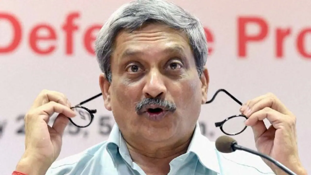 Manohar Parrikar likely to step down as CM, BJP to send 2 member committee to Goa Manohar Parrikar likely to step down as CM, BJP to send 2 member committee to Goa
