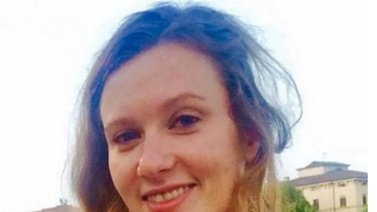 ബ്രിട്ടീഷ് എംബസി ഉദ്യോഗസ്ഥയെ ടാക്സി ഡ്രൈവര് ബലാത്സംഗം ചെയ്ത് കൊന്നു ബ്രിട്ടീഷ് എംബസി ഉദ്യോഗസ്ഥയെ ടാക്സി ഡ്രൈവര് ബലാത്സംഗം ചെയ്ത് കൊന്നു