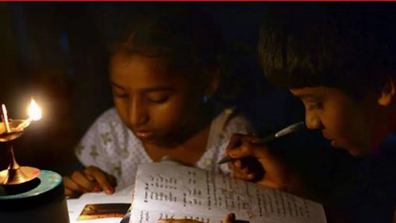 ವಿದ್ಯುತ್‌ ಸಮಸ್ಯೆ: ಪಾಕ್‌ನಲ್ಲಿ ರಾತ್ರಿ 8ಕ್ಕೆ ಅಂಗಡಿ ಬಂದ್‌