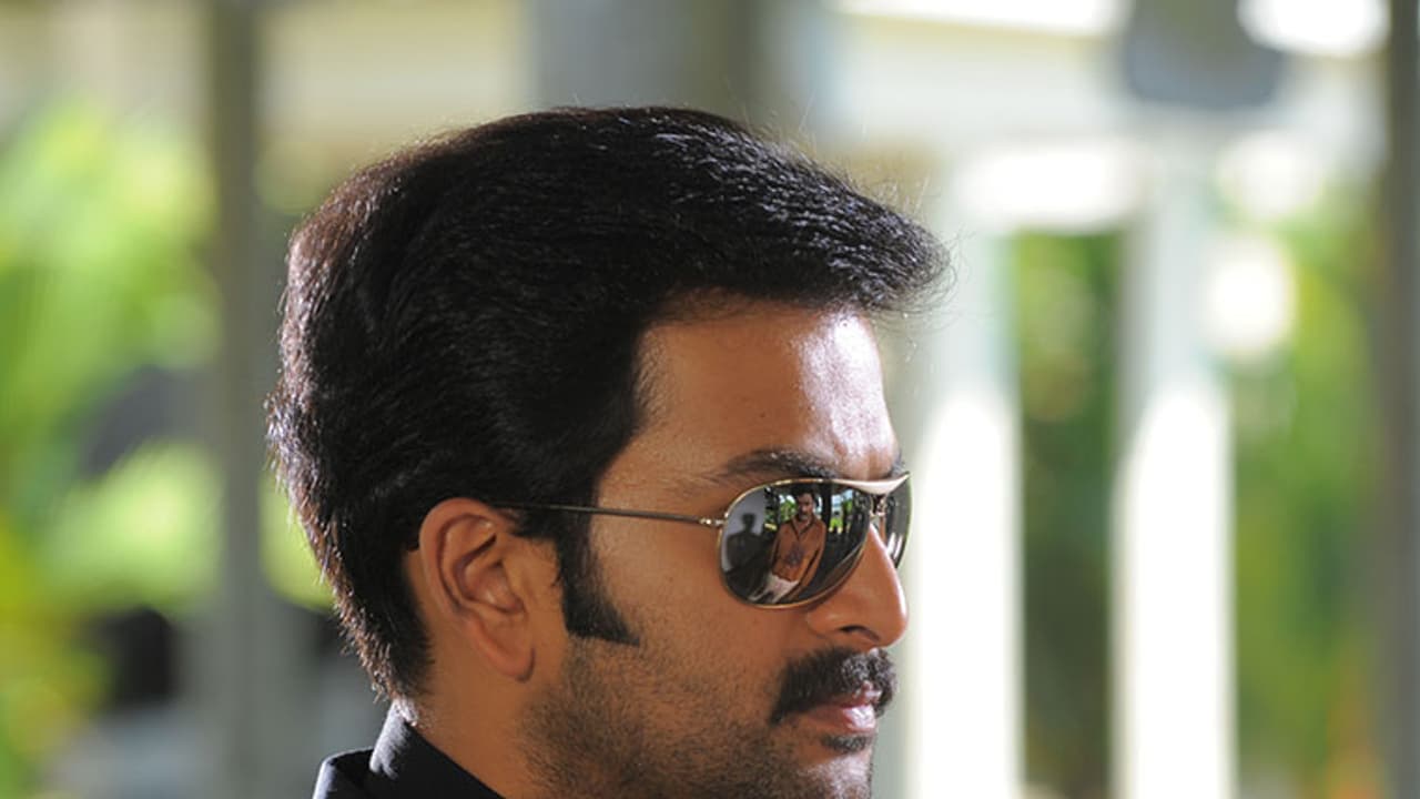 ശ്രീജിത്തിന് പിന്തുണയുമായി പൃഥ്വിരാജ് ശ്രീജിത്തിന് പിന്തുണയുമായി പൃഥ്വിരാജ്