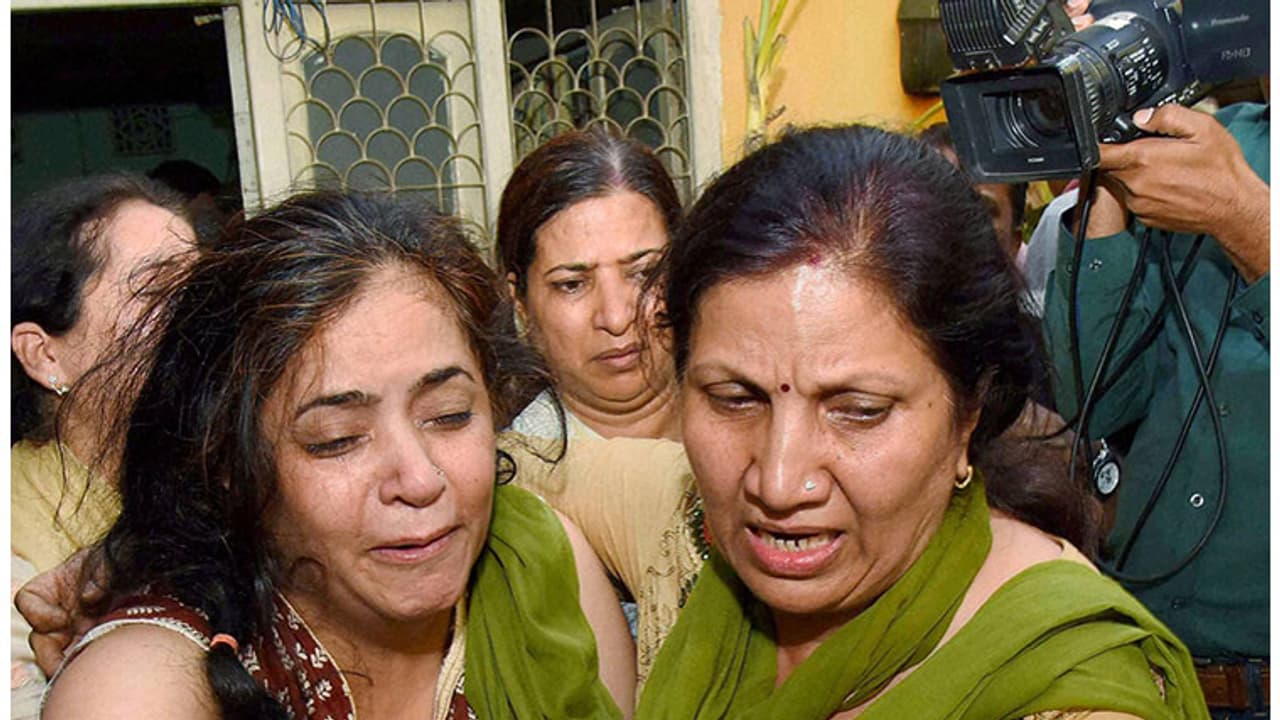 JD(U) MLC's husband in judicial custody, Gaya observes bandh JD(U) MLC's husband in judicial custody, Gaya observes bandh