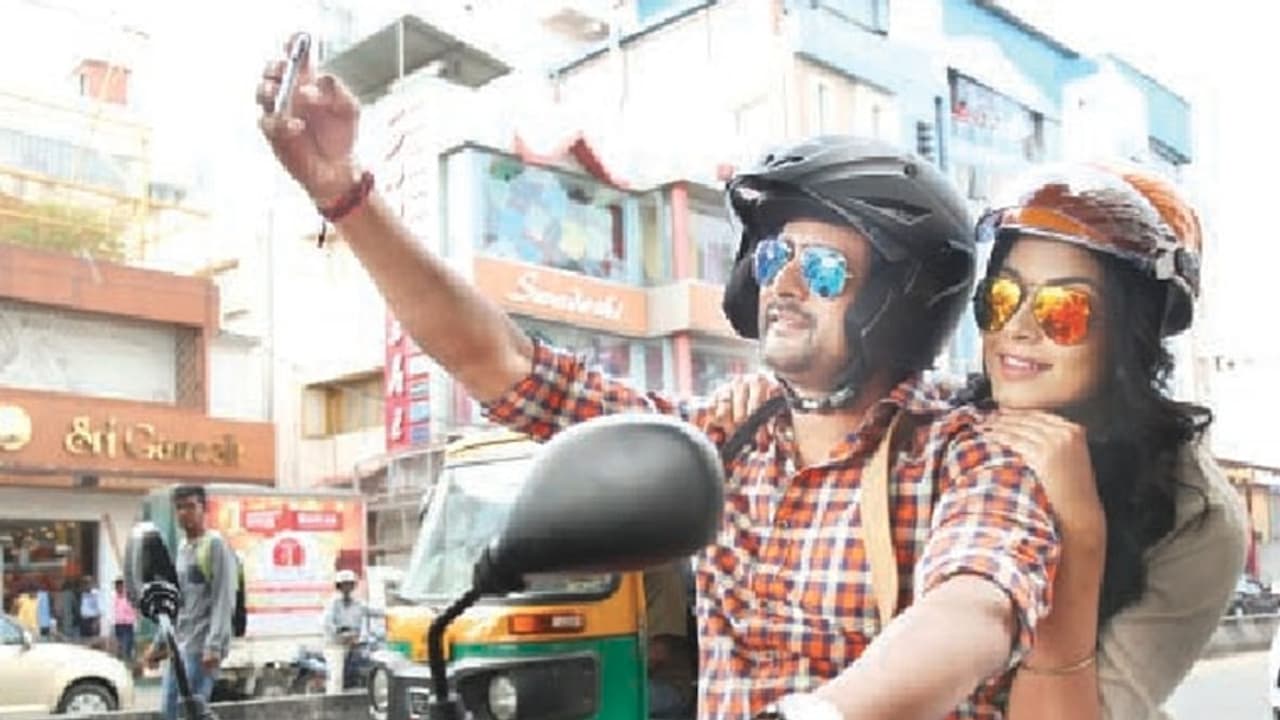 ಸಿಲಿಕಾನ್ ಸಿಟಿ ವಿಮರ್ಶೆ: ಬೆಚ್ಚಿ ಬೀಳಿಸುವ ಸಿಲಿಕಾನ್ ಸಿಟಿಯ ನಿಟ್ಟುಸಿರು ಸಿಲಿಕಾನ್ ಸಿಟಿ ವಿಮರ್ಶೆ: ಬೆಚ್ಚಿ ಬೀಳಿಸುವ ಸಿಲಿಕಾನ್ ಸಿಟಿಯ ನಿಟ್ಟುಸಿರು