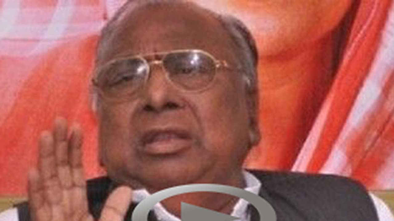 Hanumantha Rao: జవహర్లాల్ నెహ్రూకు ఏ ప్రధాని సాటిరారు.. : బీజేపీపై వీహెచ్ విమర్శలు Hanumantha Rao: జవహర్లాల్ నెహ్రూకు ఏ ప్రధాని సాటిరారు.. : బీజేపీపై వీహెచ్ విమర్శలు