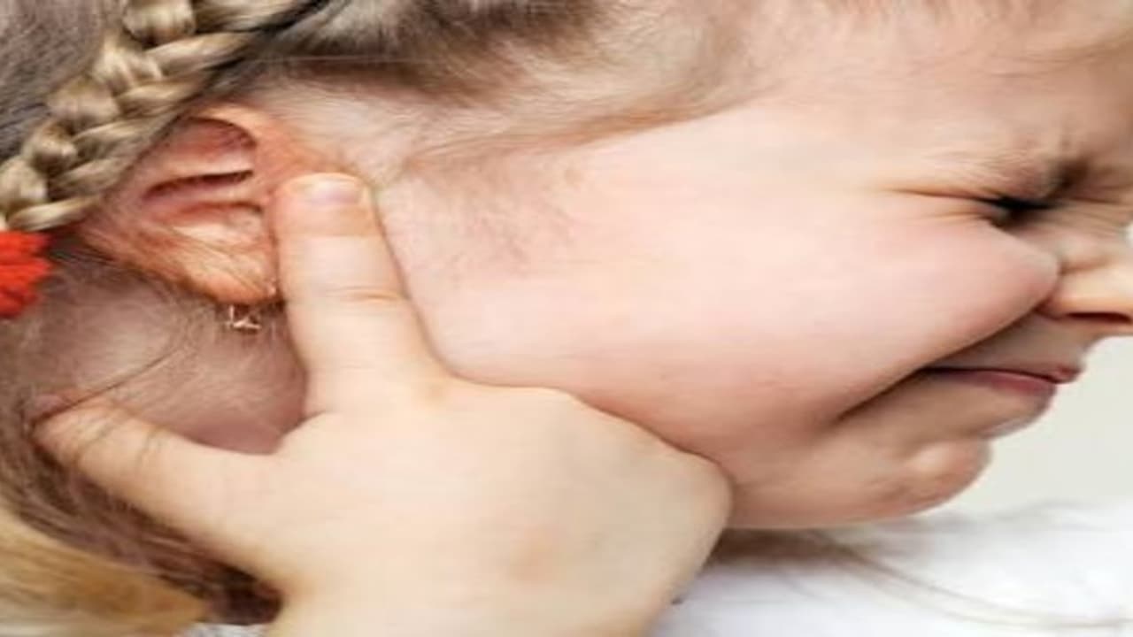 குழந்தைகள் முதல் பெரியவர் வரை அனைவரும் பாதிக்கும் காது வலிக்கு வீட்டு வைத்தியம்… குழந்தைகள் முதல் பெரியவர் வரை அனைவரும் பாதிக்கும் காது வலிக்கு வீட்டு வைத்தியம்…