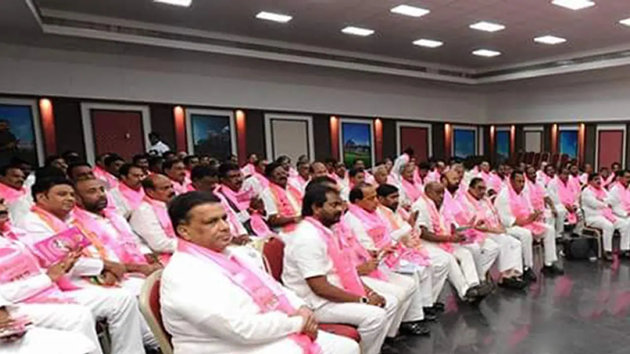 టిఆర్ఎస్ ఎమ్మెల్యే చెన్నమనేని రమేష్ భారత పౌరసత్వం రద్దు టిఆర్ఎస్ ఎమ్మెల్యే చెన్నమనేని రమేష్ భారత పౌరసత్వం రద్దు