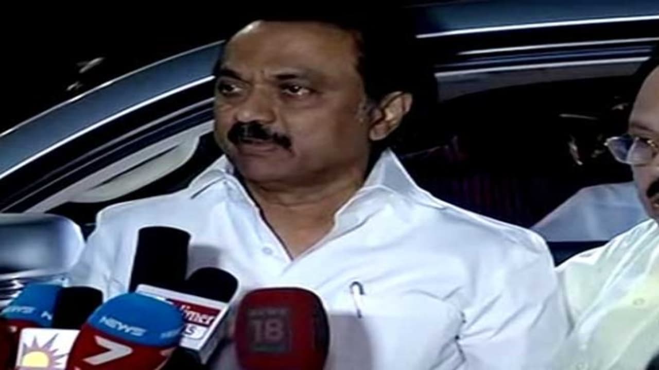 “A1 குற்றவாளியான ஜெ. பிறந்தநாளுக்கு அரசு பணம் செலவழிப்பதா…?” ஸ்டாலின் கடும் கண்டனம் “A1 குற்றவாளியான ஜெ. பிறந்தநாளுக்கு அரசு பணம் செலவழிப்பதா…?” ஸ்டாலின் கடும் கண்டனம்