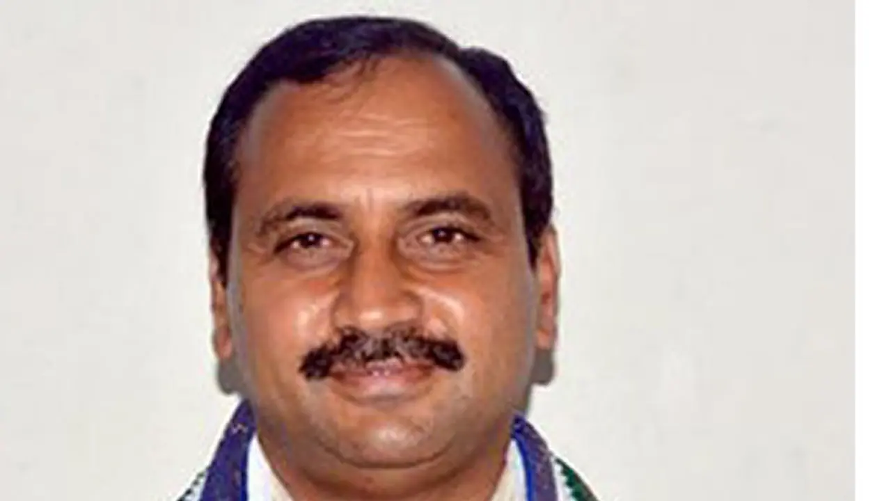 వైసీపీ ఎంఎల్ఏ ఆళ్ళపై కేసు వైసీపీ ఎంఎల్ఏ ఆళ్ళపై కేసు