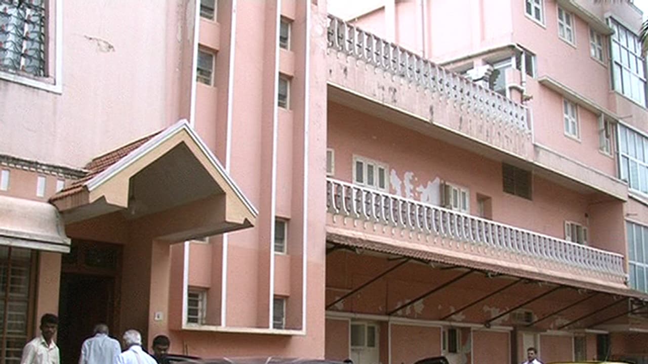 ಕೇಶವಕೃಪಾದಲ್ಲಿ ಬಿಜೆಪಿ ಆರೆಸ್ಸೆಸ್ ಮಹತ್ವದ ಸಭೆ ಕೇಶವಕೃಪಾದಲ್ಲಿ ಬಿಜೆಪಿ ಆರೆಸ್ಸೆಸ್ ಮಹತ್ವದ ಸಭೆ