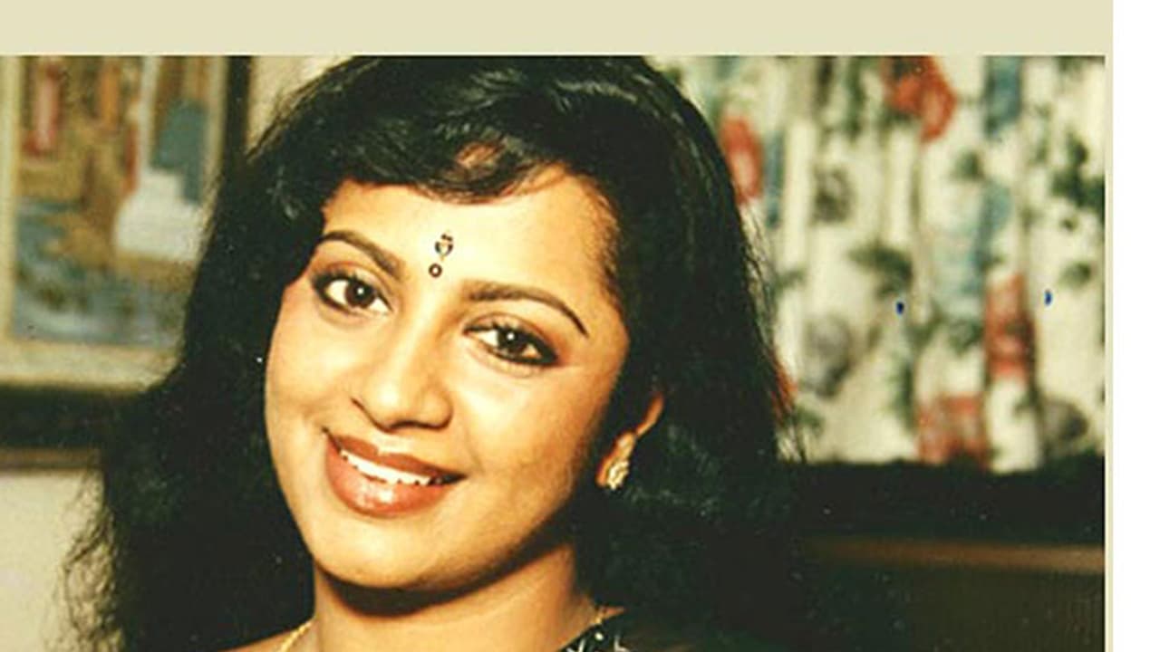 നടി ശ്രീവിദ്യയുടെ ഓര്മ്മകള്ക്ക് 11 വര്ഷം നടി ശ്രീവിദ്യയുടെ ഓര്മ്മകള്ക്ക് 11 വര്ഷം