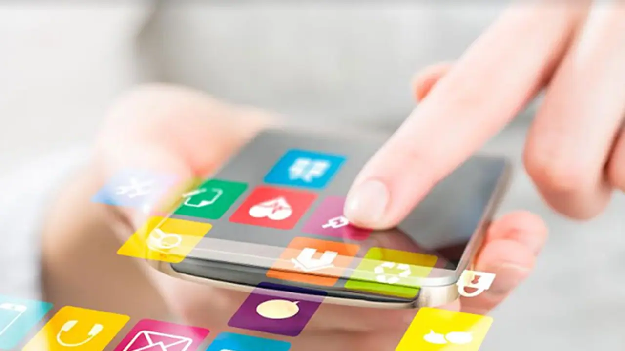 Smartphone app to help ALS patients speak with their eyes Smartphone app to help ALS patients speak with their eyes