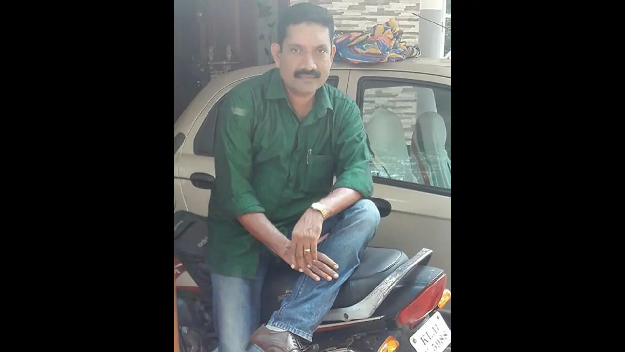 Kozhikode: Cop kills self in police station, probe ordered Kozhikode: Cop kills self in police station, probe ordered